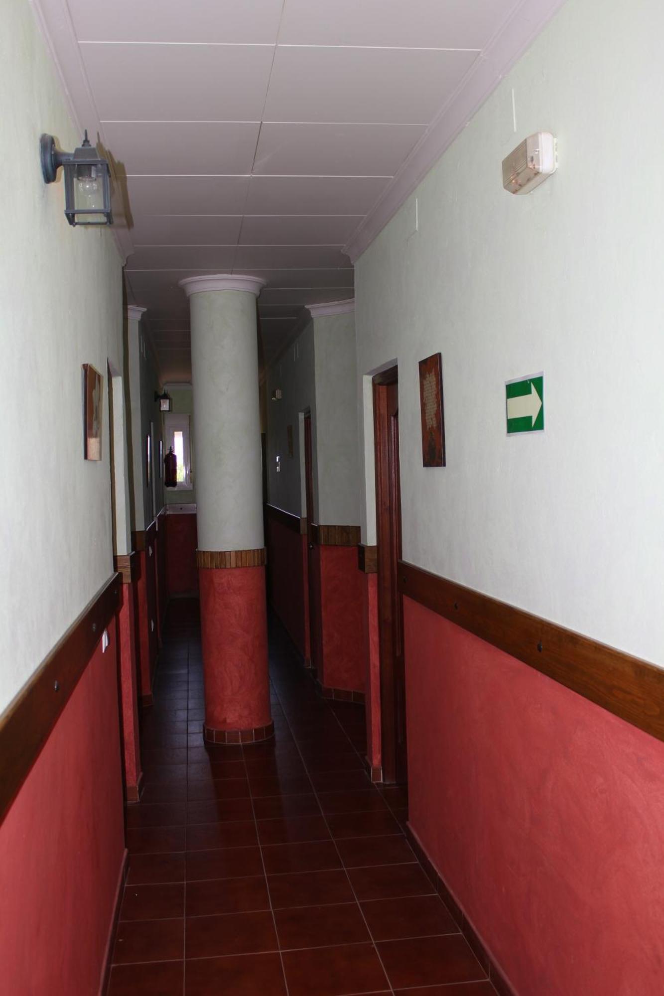 Hostal Cafeteria El Mero 扎霍拉 外观 照片